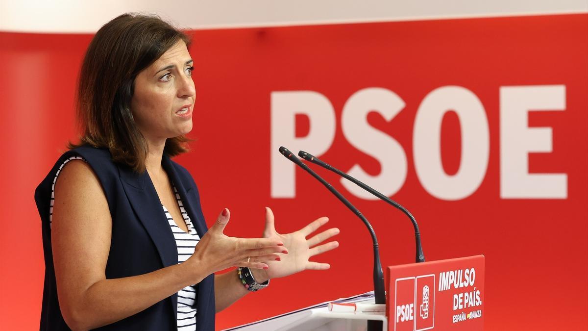 La portavoz del PSOE, Esther Peña.