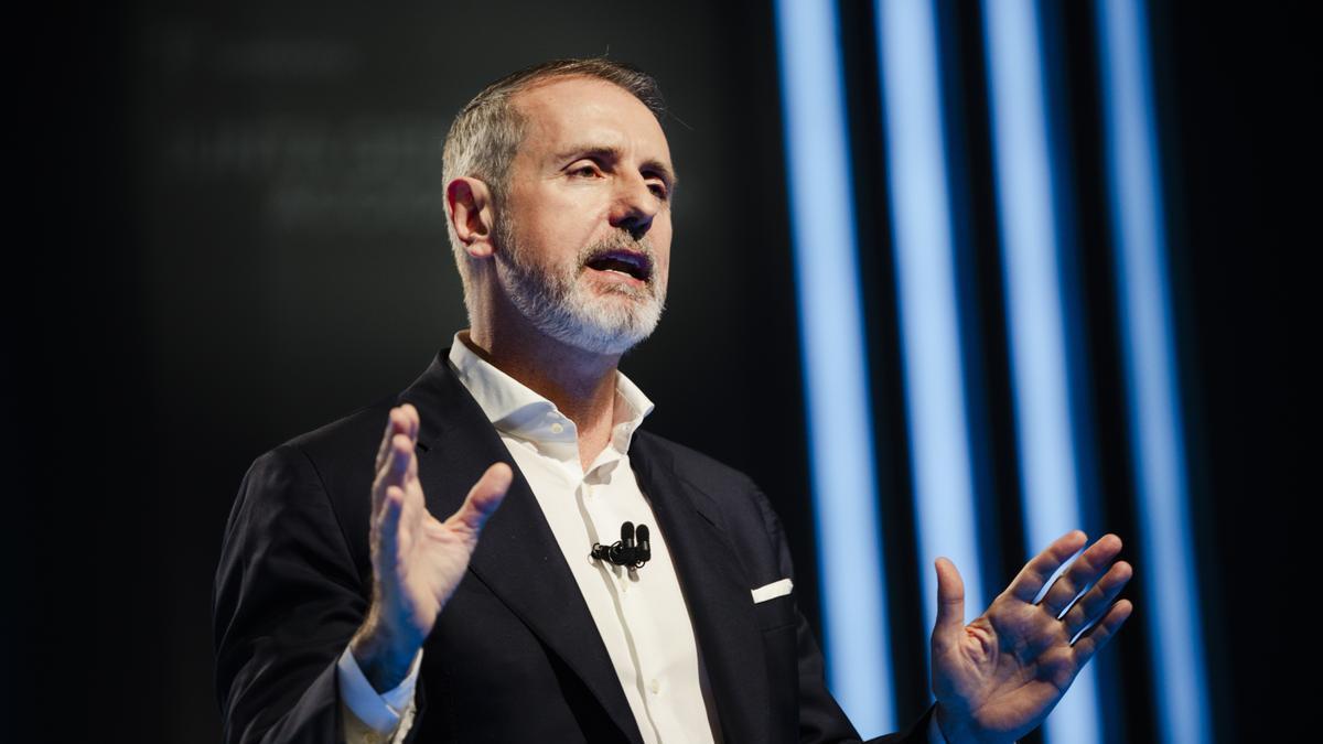 El presidente de Telefónica, Marc Mutra, durante la junta general de accionistas de Telefónica