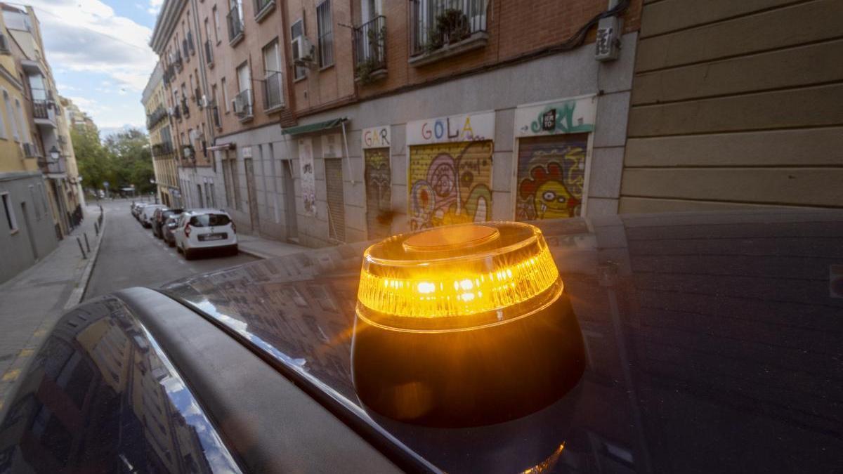 La Baliza V16 de emergencia será obligatoria a partir del 1 de enero.