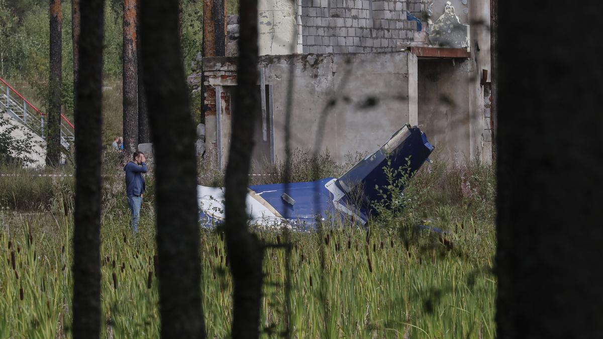 Los restos de la avioneta en la que viajaba Yevgeni Prigozhin.