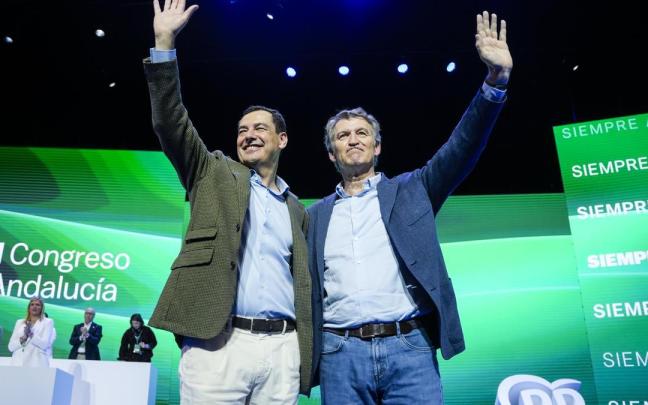 Alberto Núñez Feijóo junto a Juan Manuel Moreno Bonilla, en la clausura del congreso del PP andaluz