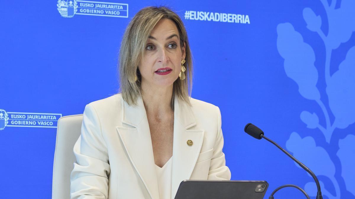 La consejera de Autogobierno, Maria Ubarretxena, este martes en la rueda de prensa posterior al Consejo de Gobierno