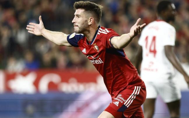 David García celebra su gol al Sevilla. David García celebra su gol al Sevilla.