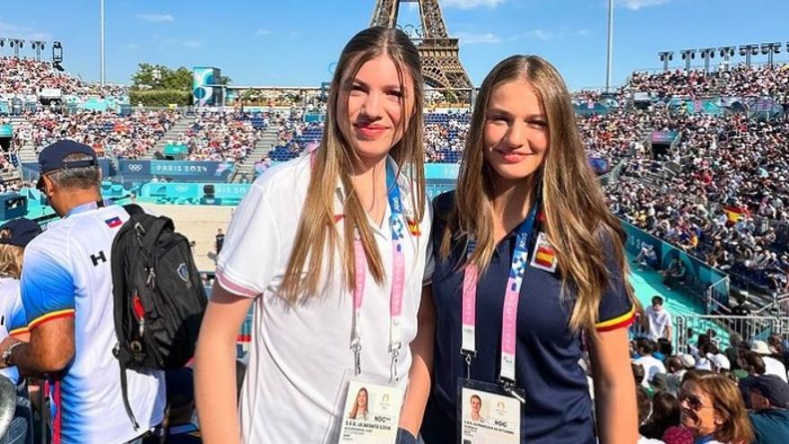 La Infanta Sofía y la princesa Leonor en los Juegos Olímpicos de París 2024.