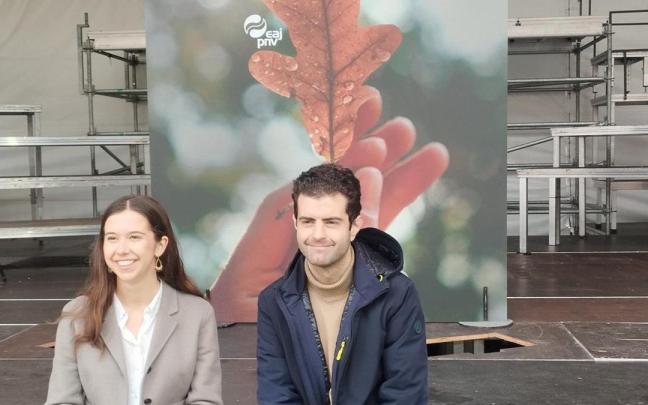 El burukide del EBB Javier Ollo y la EGIkide Maider Irujo en la presentación del Aberri Eguna en Bilbao