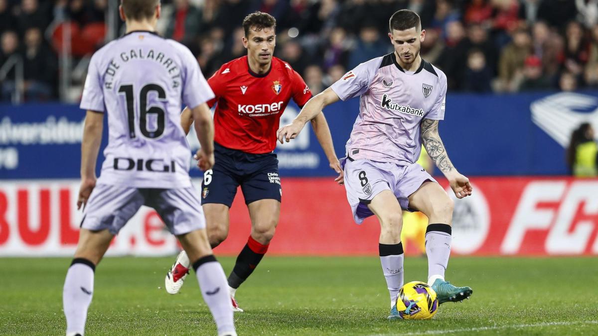 Iñigo Ruiz de Galarreta y Oihan Sancet siguen siendo esta temporada dos piezas básicas para el óptimo funcionamiento del Athletic. / EUROPA PRESS