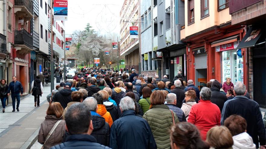 Manifestacion por las calles de Lasarte-Oria por la falta de médicos