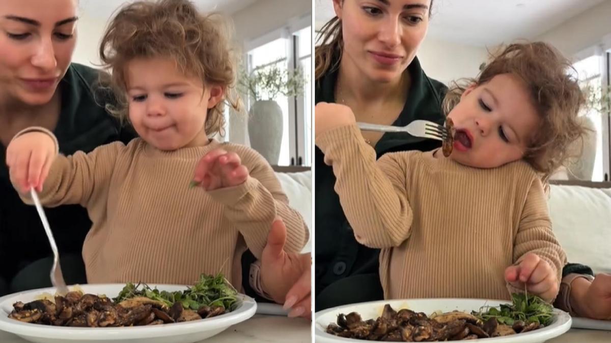 Tanya recomienda: "Moraleja: si quieres que tu pequeño pruebe algo, ponlo sobre la mesa, dale un tenedor y ¡deja que tome la iniciativa!".