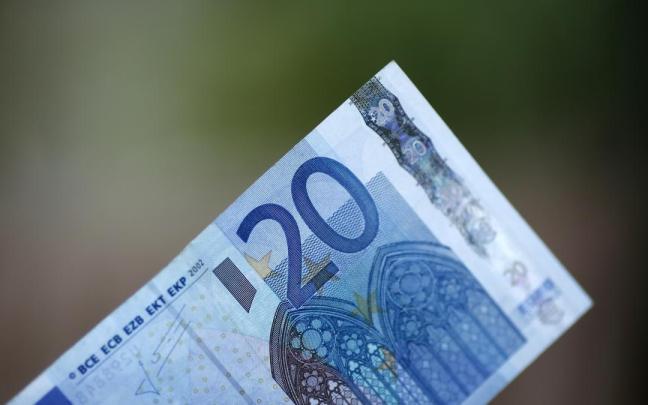 Un billete de 20€.