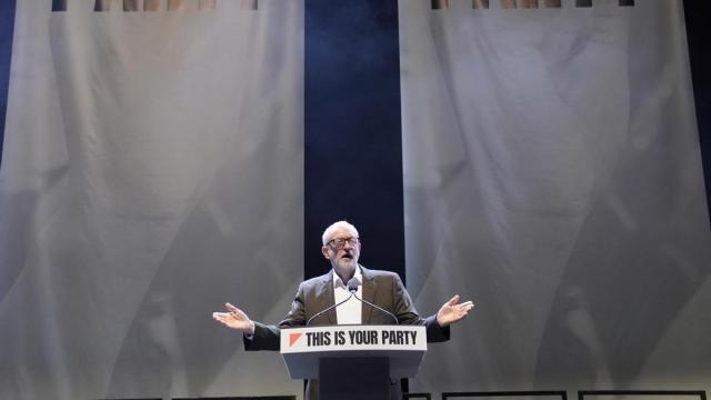 Jeremy Corbyn en el congreso fundacional de 'Your Party'
