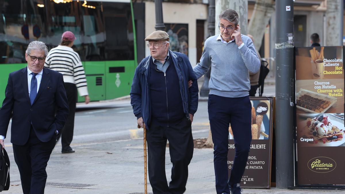 El acusado, Pau Rigo, a su llegada al juicio en la Audiencia Provincial de Palma de Mallorca.