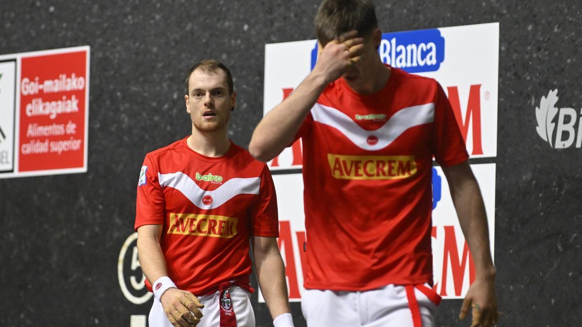 Peña II-Albisu ganan a Laso-Iztueta en el frontón Bizkaia de Bilbao en la décima jornada del Campeonato de Parejas.