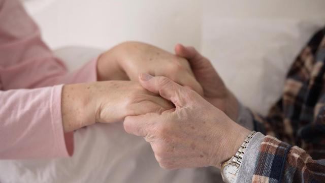 El Día Mundial del Parkinson se celebra el 11 de abril. El Día Mundial del Parkinson se celebra el 11 de abril.