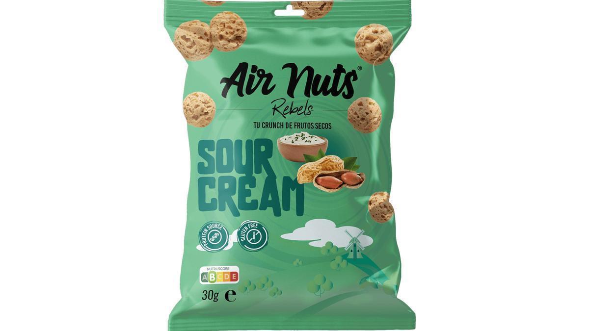 El 'Crunch de cacahuete con aroma sour cream' de la marca Air Nuts Rebels.