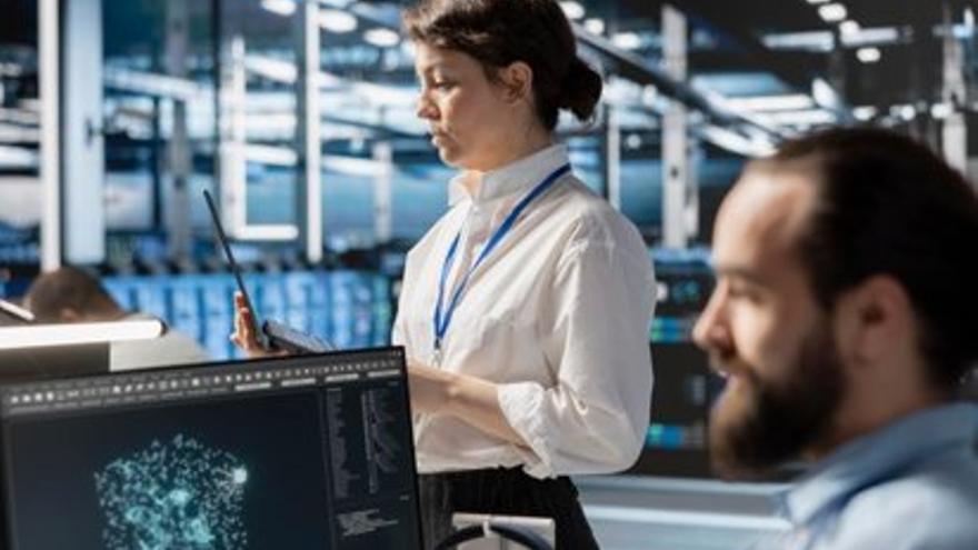 La IA impulsa la demanda de ingenieros de datos y programadores