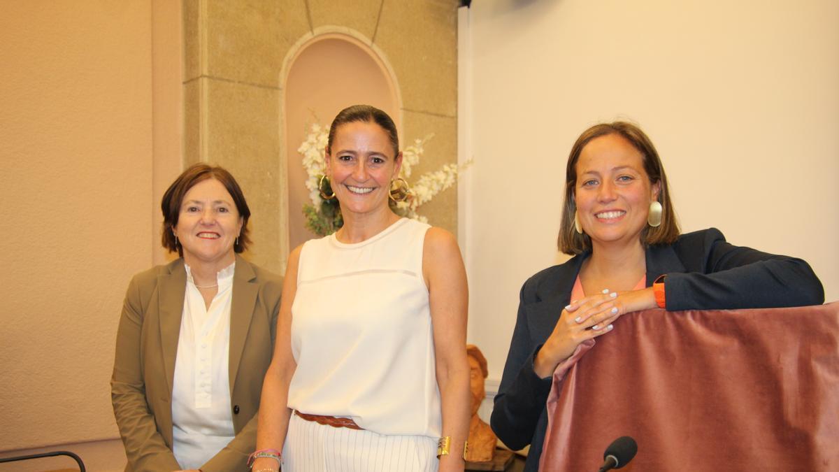 Josune Escota, Mireia Elkoroiribe y Jesica Ruiz, equipo de gobierno