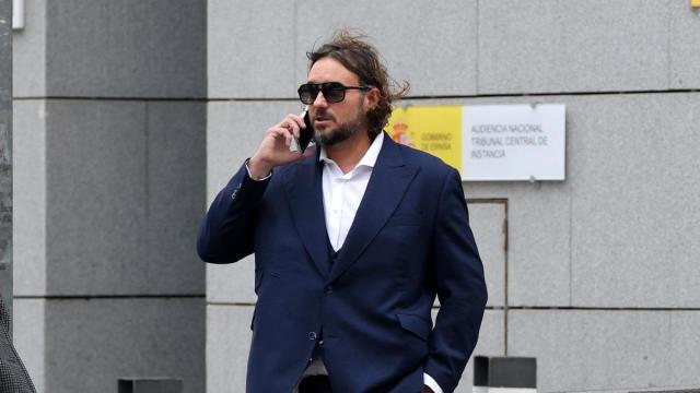 Francisco de Borbón, acompañado de su abogada, abandona la Audiencia Nacional