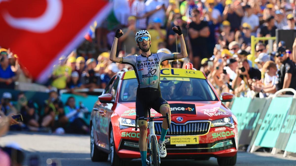 Wout Poels festeja la victoria.