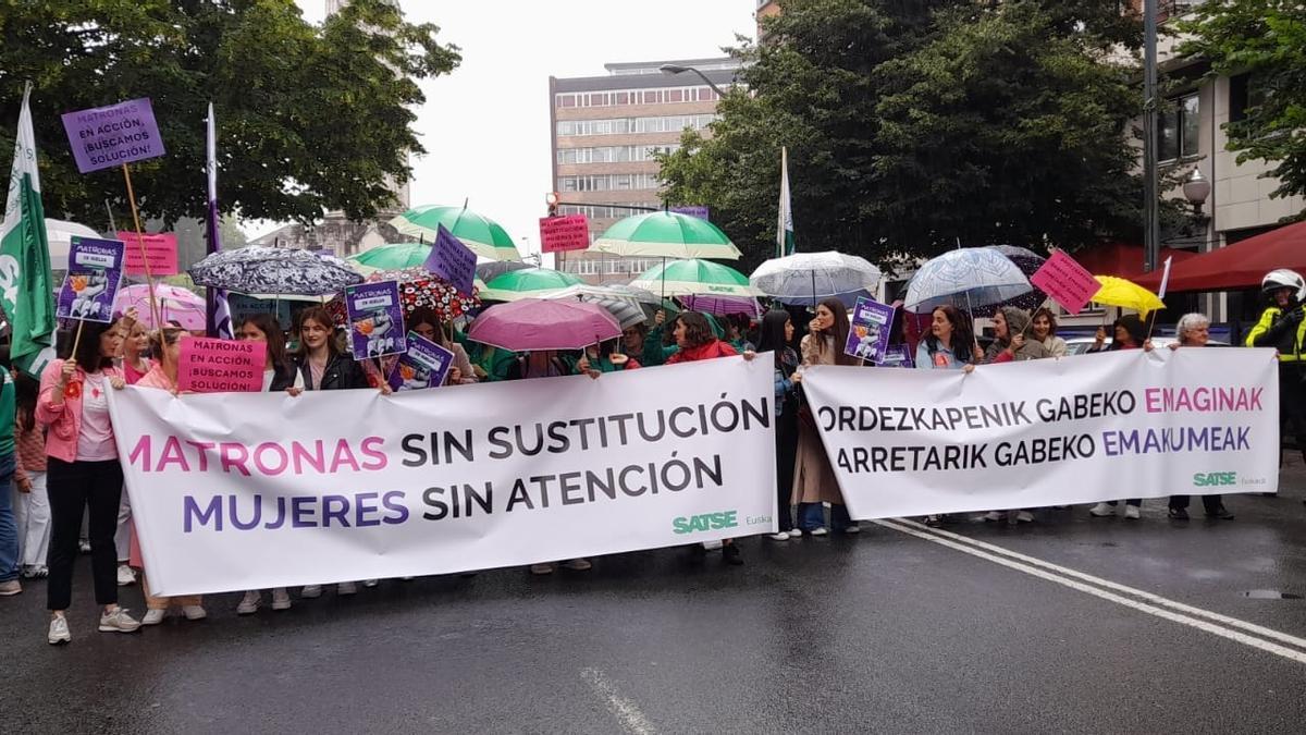 Manifestación de matronas de Bizkaia en la jornda de huelga.