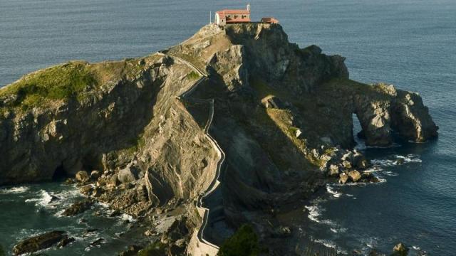 El itinerario no solo se limita a la ascensión a la ermita.