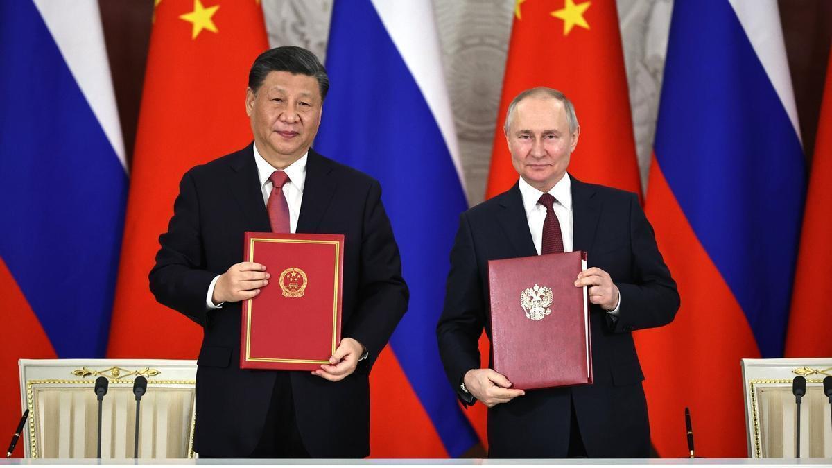 Los presidentes chino y ruso, Xi Jinping y Vladimir Putin, durante la cumbre celebrada esta semana en Moscú.
