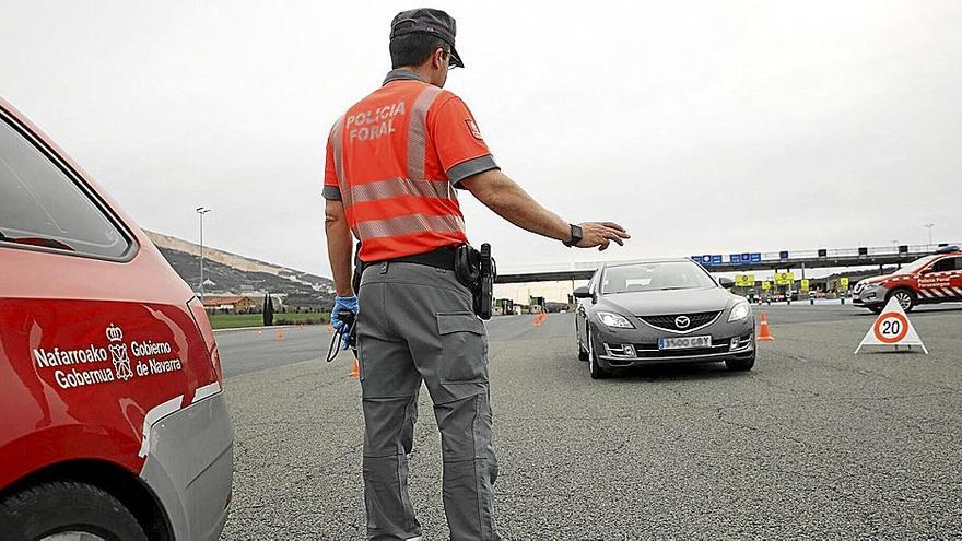 La Policía Foral asumirá Tráfico y Seguridad Vial en exclusiva a partir de este año, aunque la transferencia se culminará en los próximos años.