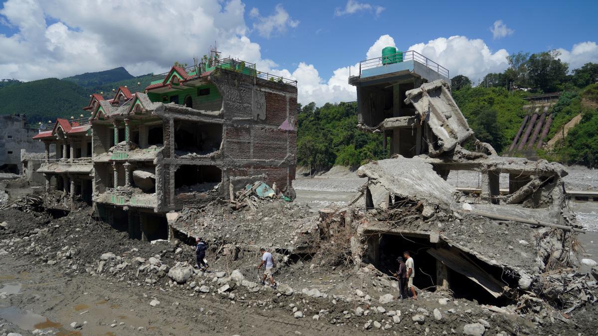 Consecuencias de las devastadoras inundaciones en Nepal.