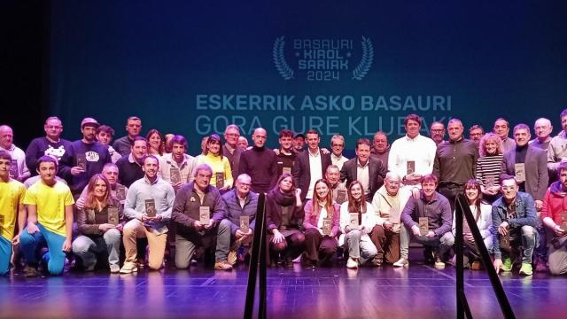 En la gala celebrada en 2025 todos los clubes de Basauri recibieron un reconocimiento