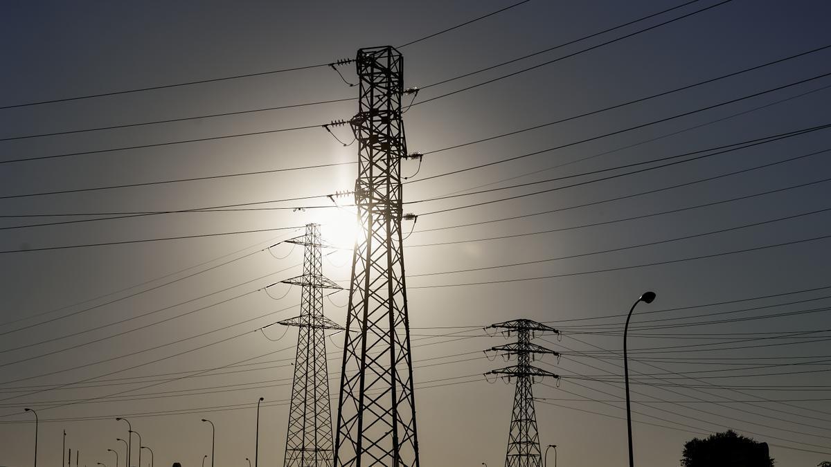 Torres para el suministro de energía eléctrica.