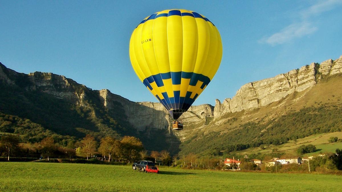 La sierra Salvada cierra uno de los lados del valle de Orduña.
