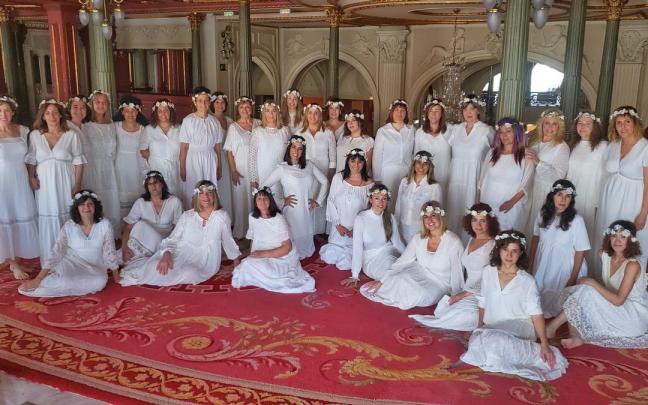 La coral de voces blancas Zirzira Ahots Taldea de Basauri está formada por 40 integrantes / Zirzira Ahots Taldea La coral de voces blancas Zirzira Ahots Taldea de Basauri está formada por 40 integrantes