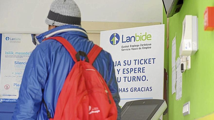 El Gobierno Vasco apuesta por la inserción laboral.