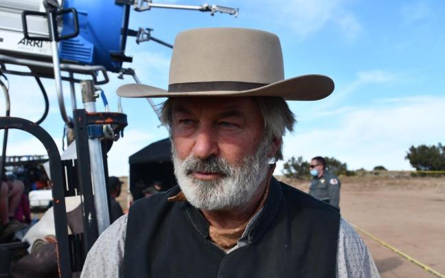 Alec Baldwin, en el rodaje de 'Rust'.