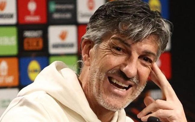 Imanol, durante la rueda de prensa de este jueves. / REAL SOCIEDAD