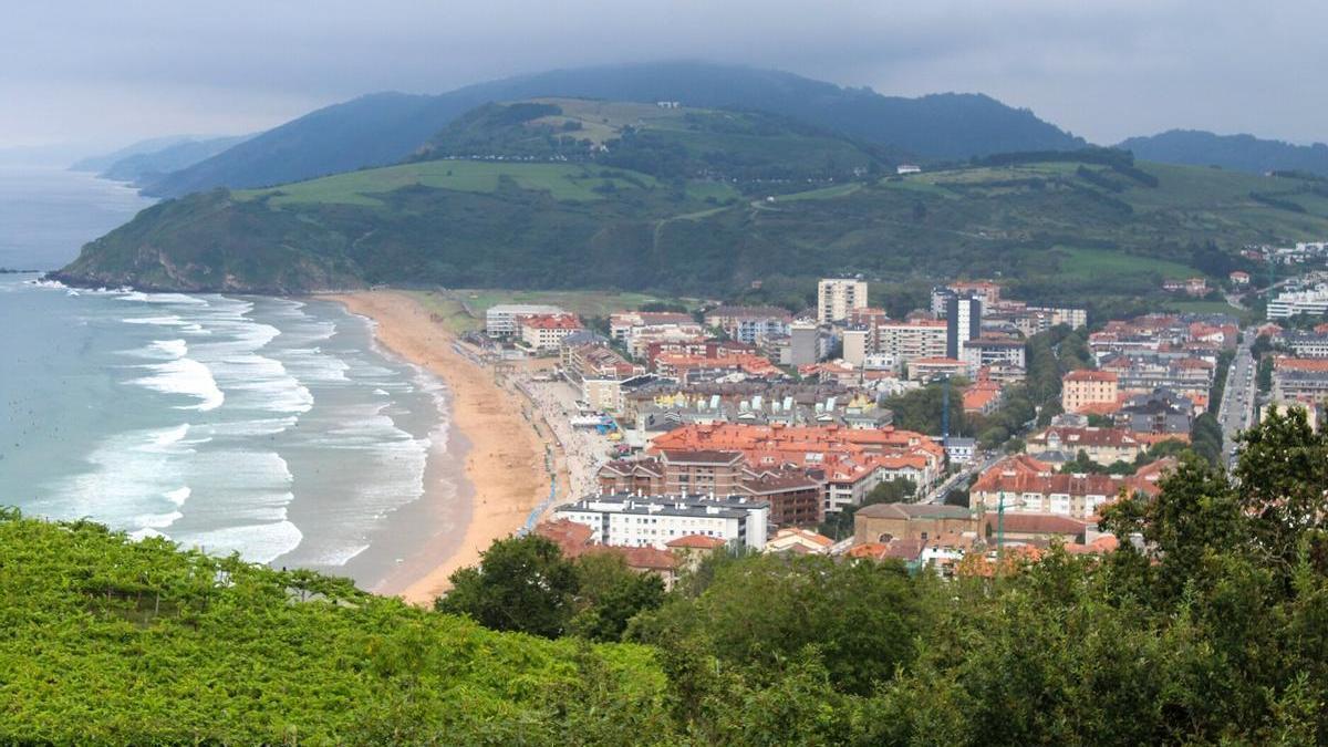 La villa de Zarautz desde Vista Alegre.
