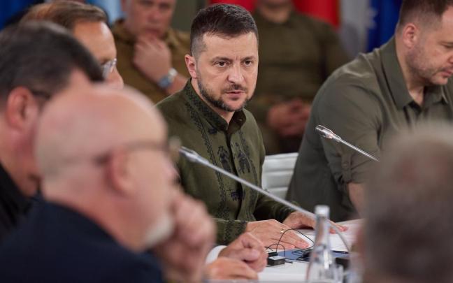 Las autoridades prorrusas de Donetsk calificaron en diciembre de "truco publicitario" la idea de Zelenski de recuperar Crimea.