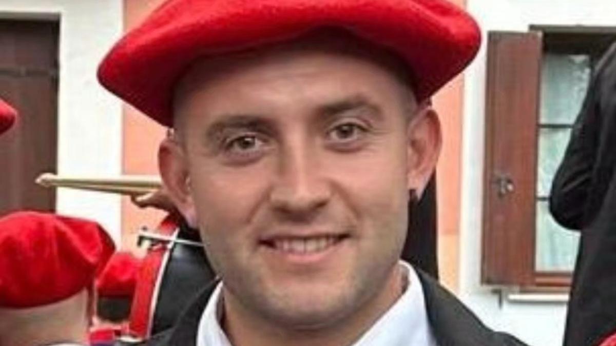 Kimetz Esnaola, Cornetín de Órdenes