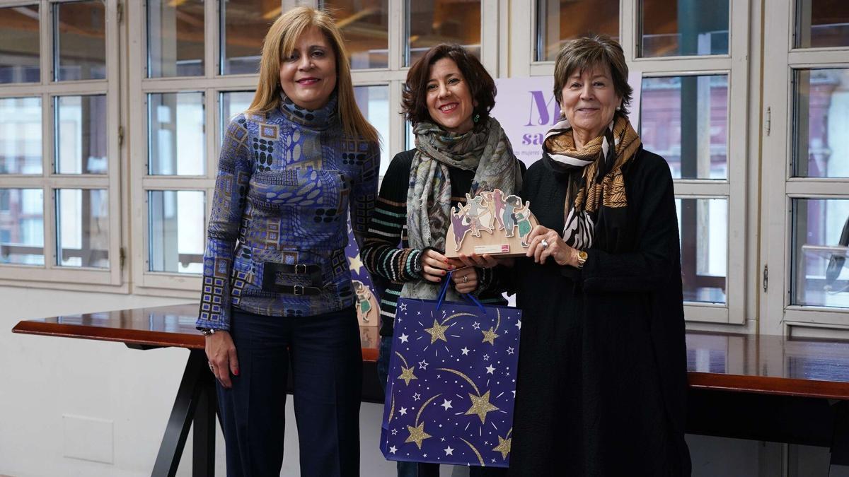 Mari Asun Azkarreta ha recibido uno de los premios 8M Sariak.
