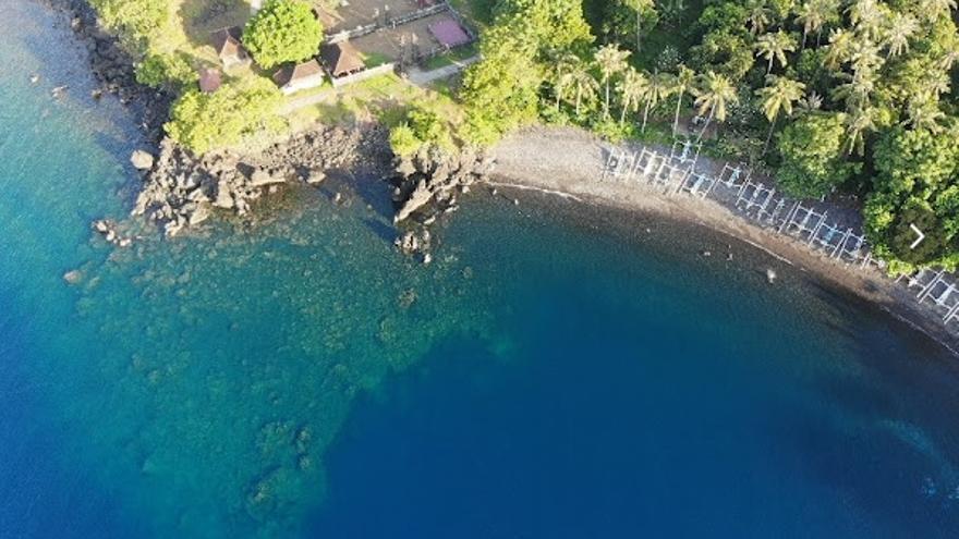 Playa de Tulamben, en la turística isla de Bali.