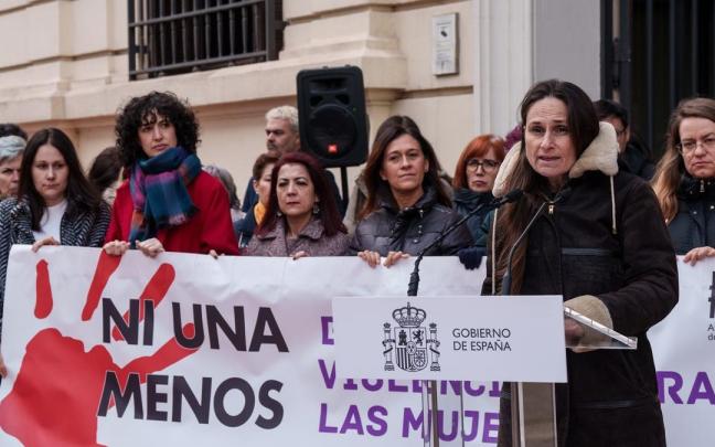 Minuto de silencio por el asesinato machista en Pontevedra.