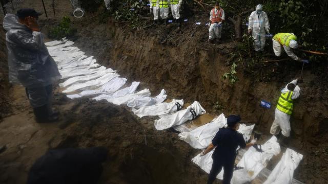 Al menos 583 ciudadanos extranjeros siguen desaparecidos tras la tragedia, incluidos dos españoles.