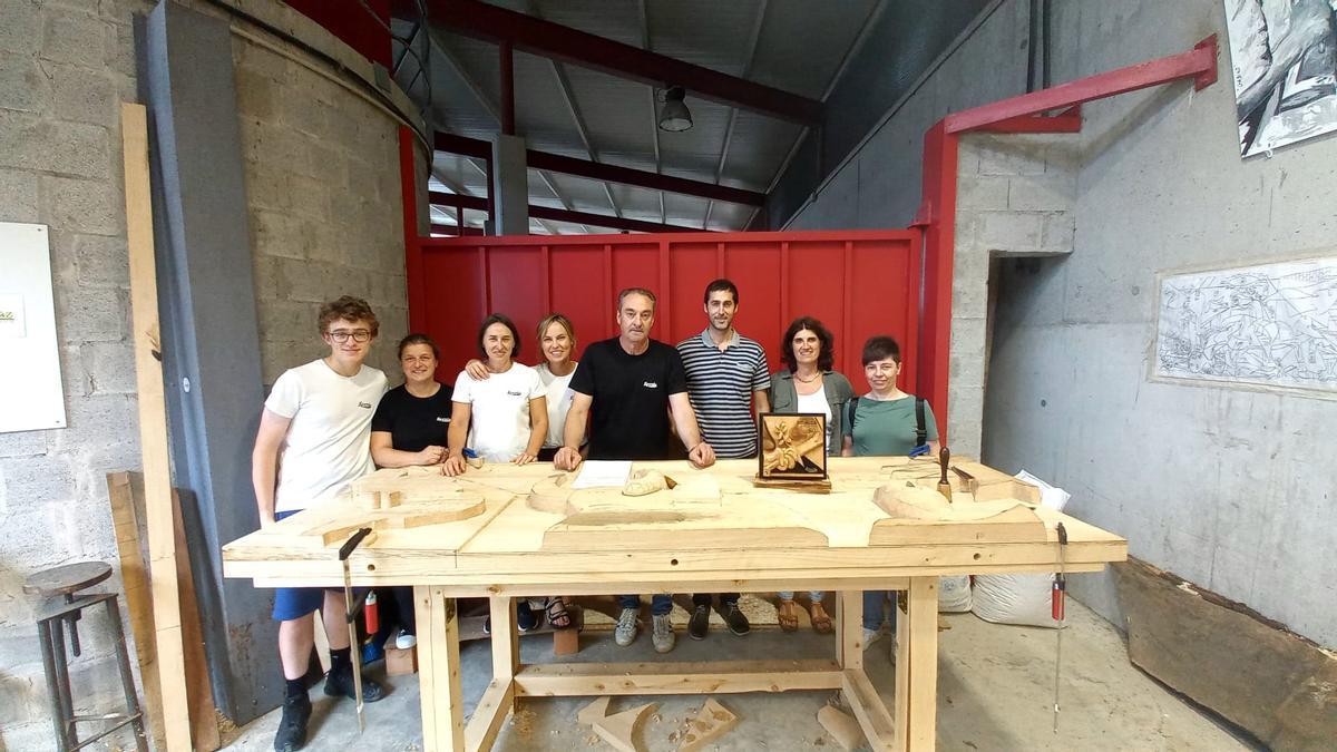 Presentación del acuerdo de colaboración de Domusa Teknik con el proyecto de recrear en madera el Guernica de Picasso.