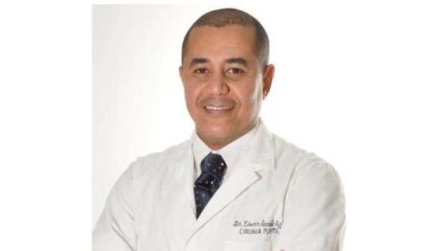 Edwin Arrieta, el cirujano plástico nacido en Lórica