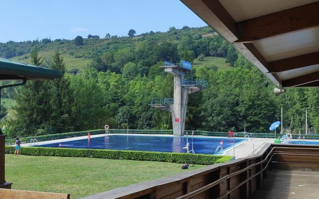 Piscinas de Ellakuri en Laudio