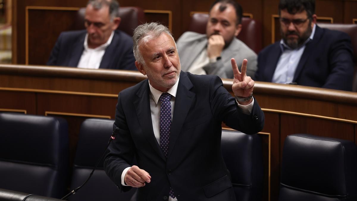 El ministro de Política Territorial y Memoria Democrática, Ángel Víctor Torres.