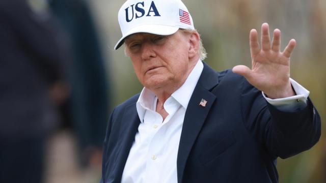Donald Trump durante su visita a Irlanda