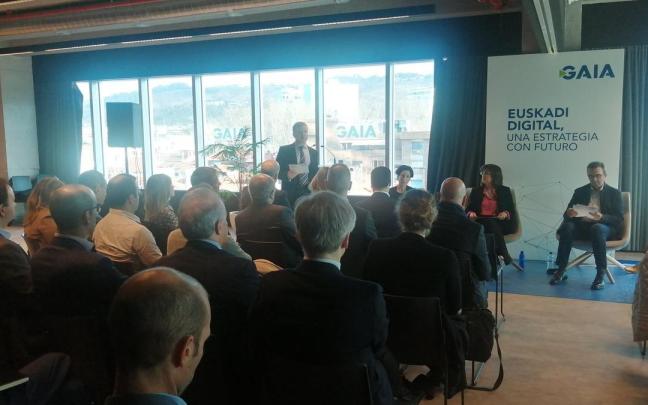 Imagen del encuentro 'Euskadi Digital, una estrategia con futuro'.
