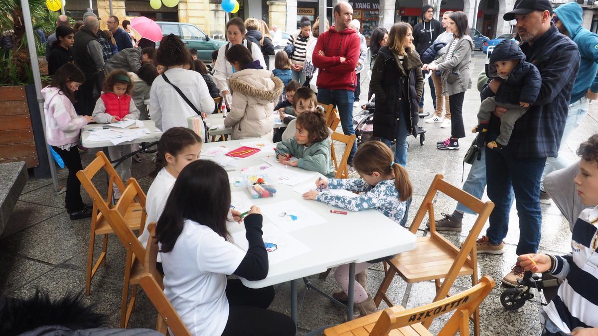 Encuentro festivo y solidario en favor de la dislexia organizado por Dislegi en Azkoitia