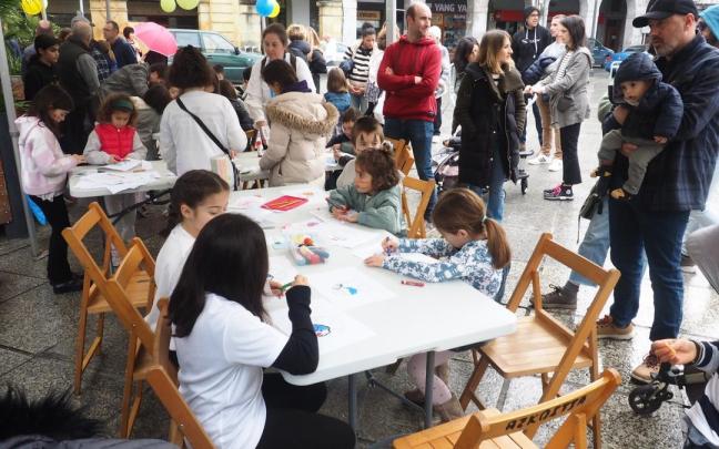 Encuentro festivo y solidario en favor de la dislexia organizado por Dislegi en Azkoitia