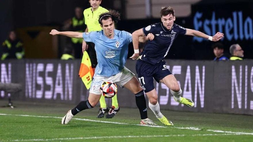 Kieran Tiernes, en el encuentro ante el Celta. / N.G.